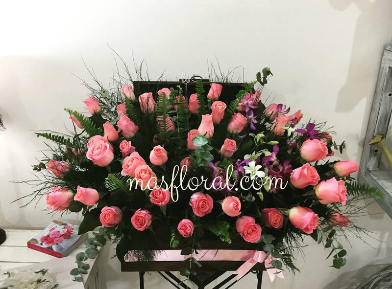 Baul de Orquideas y Rosas